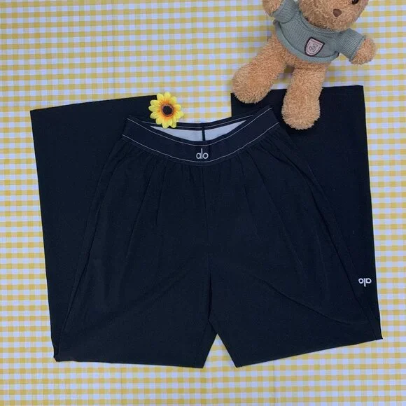 Regular ALO Yoga👩🏻Women's Black Pants Size XXS L💕Brand New - Picture 3 of 8